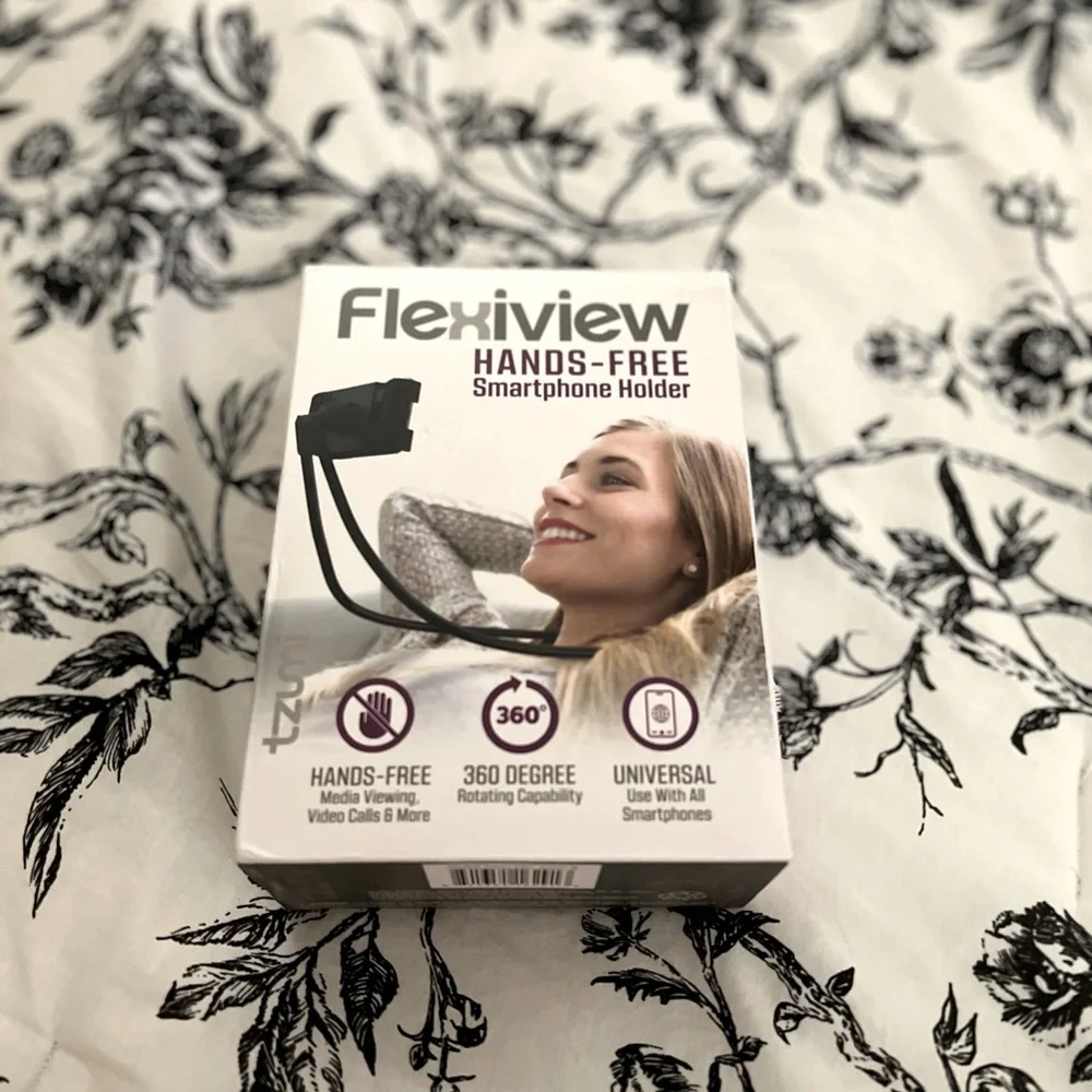 💕🌼NWT Hands free smartphone Holder